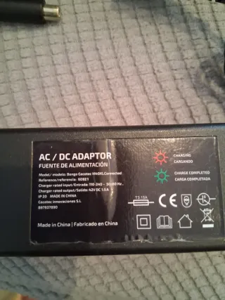 Cargador Patinete Eléctrico bongo