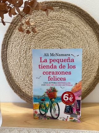 La pequeña tienda de los corazones felices. Una...