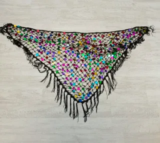 Chal negro lentejuelas multicolor