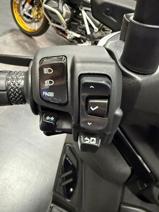 YAMAHA XMAX 125 TECH MAX