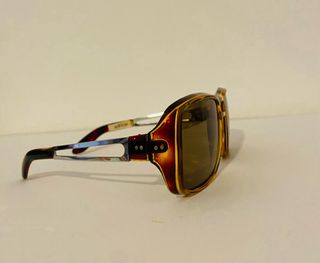 Occhiali da sole vintage anni '80