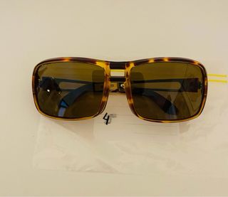 Occhiali da sole vintage anni '80