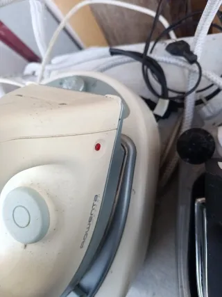 Ferri da stiro Rowenta e altri