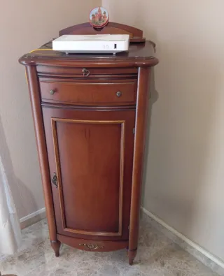 Mueble auxiliar madera salón