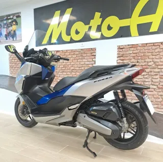 Honda Forza 125 ABS