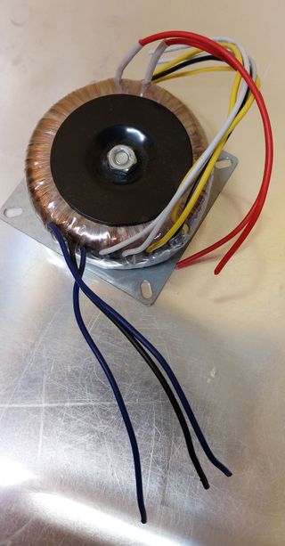 Trasformatore 200W 28+28V 12+12V 12V