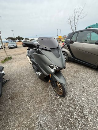 YAMAHA T-MAX 560 TECH MAX 2021