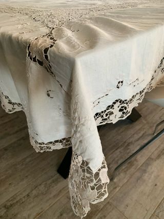 Tovaglia antica lino ricamo pizzo