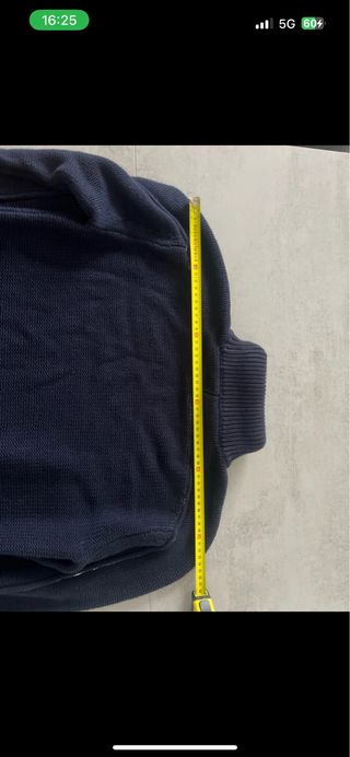 Jersey Armani cuello alto azul