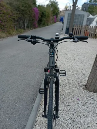 Bicicleta Decathlon B'TWIN Gris