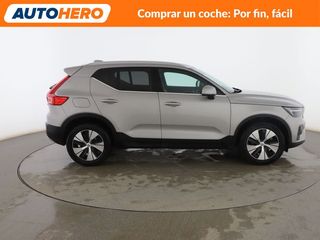 Volvo XC40 2.0 B4 Mild-Hybrid Plus Bright  AWD
