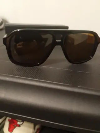 Occhiali da sole uomo neri e marroni