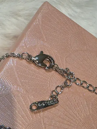 Collar Corazón Mom con Brillantes