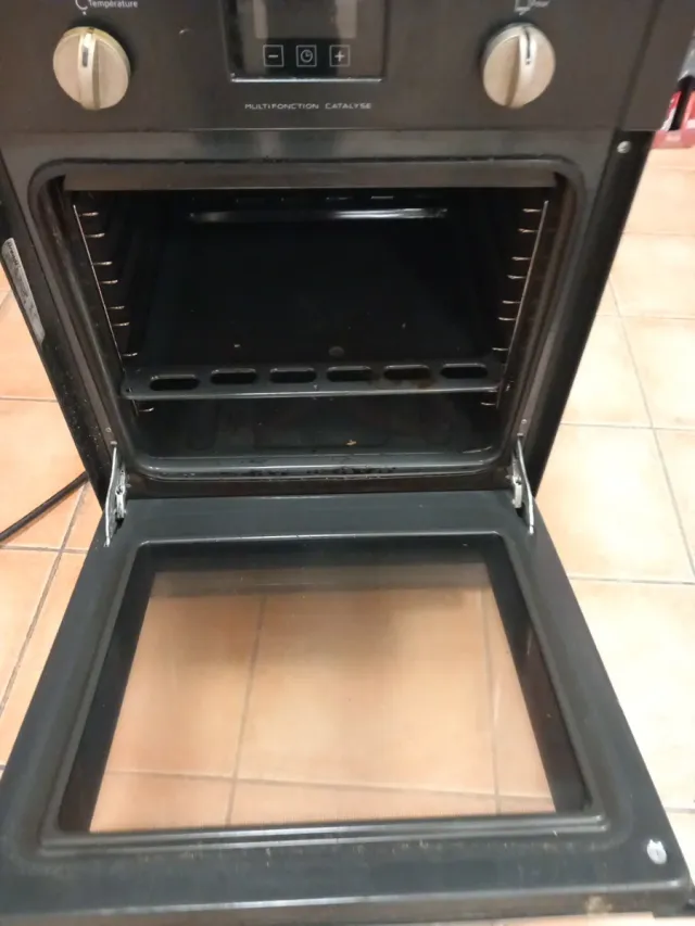 Vitrocerámica con horno Brandt