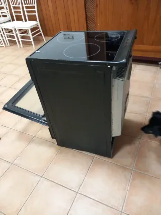 Vitrocerámica con horno Brandt