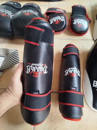 Equipo JKD Boxeo Muay Thai Buddha