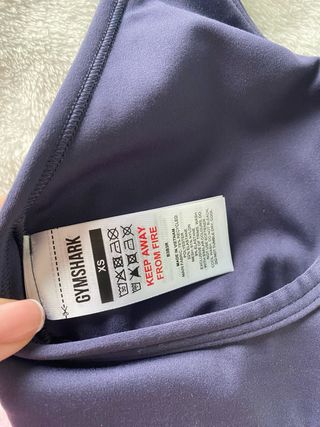 Top deportivo Gymshark