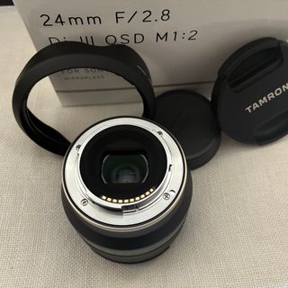Obiettivo Tamron 24mm f/2.8 Di III OSD M 1:2 per fotocamere Sony Mirrorless