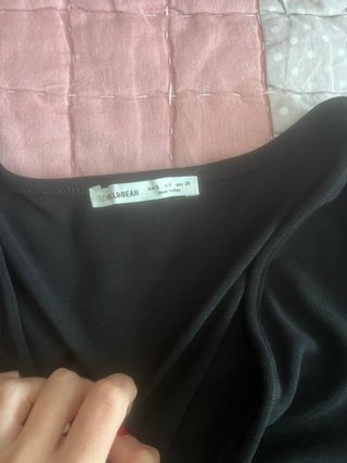 Camiseta Pull&Bear negra fruncida