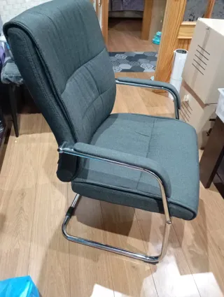 Sillón de despacho gris