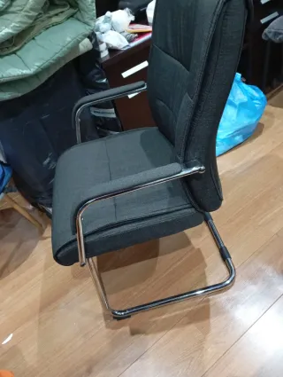 Sillón de despacho gris