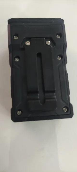 Linterna Multifuncional LED Táctica