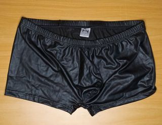 Bóxer imitación piel negro