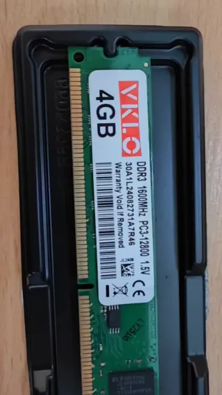 2x 4GB DDR3 RAM