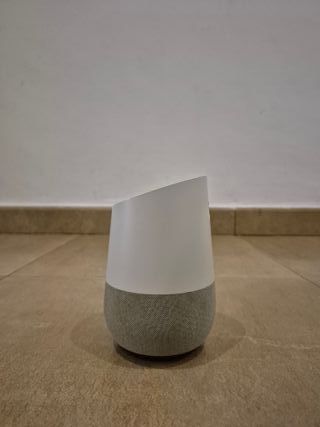 Google Home con adaptador
