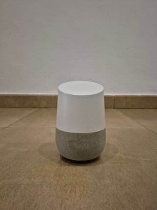 Google Home con adaptador