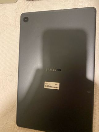 Samsung Galaxy Tab S6 Lite con Funda