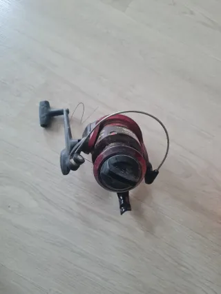 Carrete de pesca F-9000 Rojo