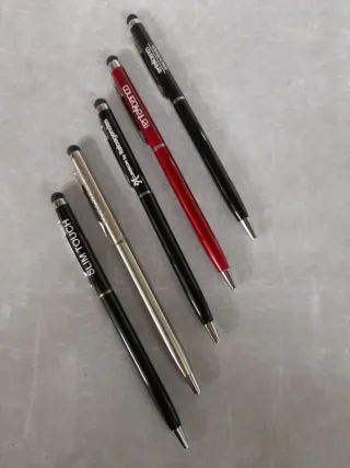 Lote Bolígrafos varios colores y estilos punteros