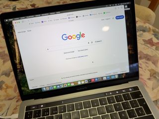 MacBook Pro 13" 4 puertos Thunderbolt 2019 Gris