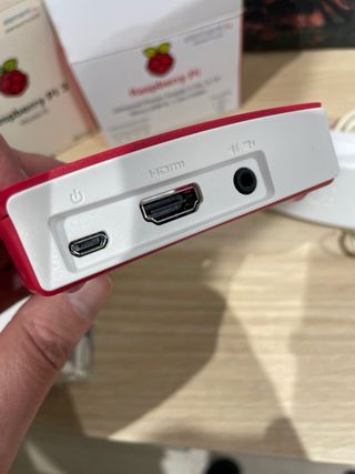 Raspberry Pi 3 B + Accesorios