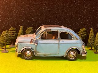 Coche Vintage Azul numero 500