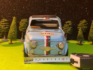 Coche Vintage Azul numero 500