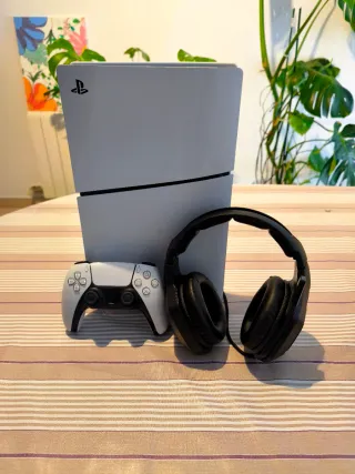 PS5 Slim Digital