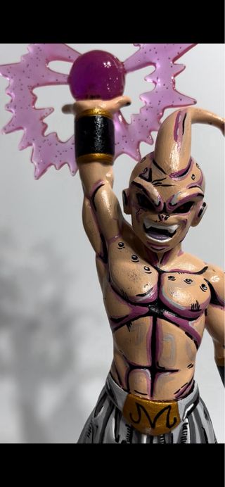 Figura Dragon Ball pintada a mano