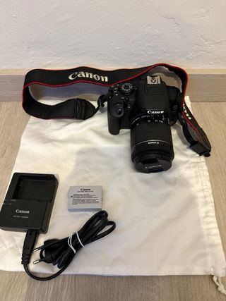 Canon EOS 700D Cámara Réflex Digital