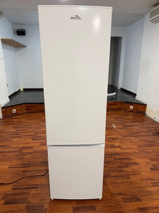 Nevera Artica 178x55cm