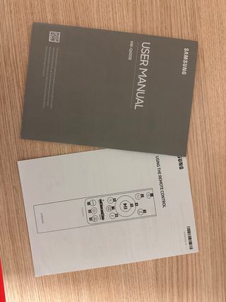 Barra Sonido Samsung y Subwoofer Negro