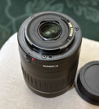 Canon EF 55-200mm II USM. Perfetto