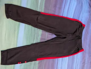 Pantalón Adidas Negro/Rojo