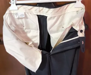 Completo uomo grigio mille righe.