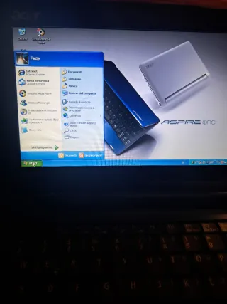 Netbook Acer Aspire One Blu