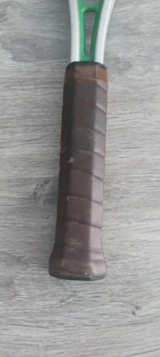 Raqueta de tenis Prince con funda