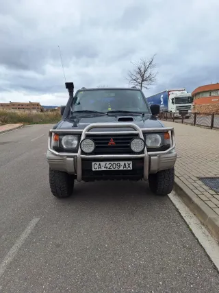 Mitsubishi Montero 1995