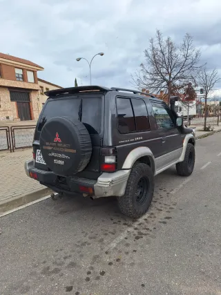 Mitsubishi Montero 1995