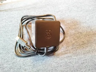 Kit raspberry pi 4 completo.